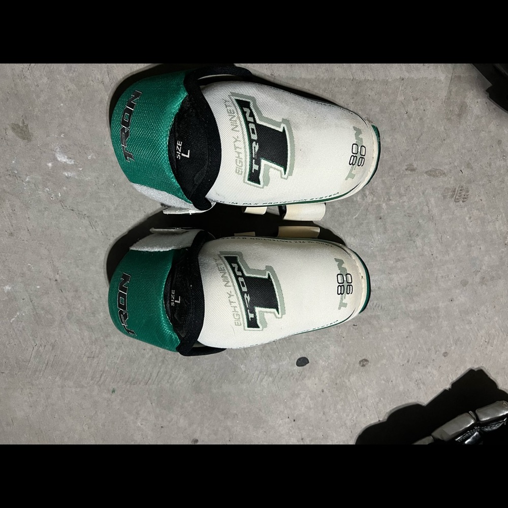 Tron hockey elbow pads